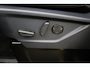 Volkswagen Transporter 2.5 eHybrid L2H1 30 Bulli 233PK / 171kW, Rondomzichtcamera (Area View), zijschuifdeur links + rechts met sluithulp, verwarmbare en elektrisch verstelbare ergonomische voorstoelen, Apple Carplay & Android Auto, achteruitrijcamera, dodehoekdetectie (Side Assist), verwarmbaar stuurwiel, elektrisch uitklapbare trekhaak, volledig digitaal instrumentenpaneel (Digital Cockpit), kunstlederen interieurdelen, draadloos telefoon laden, grootlichtassistent, 17'' LMV 'Monte Carlo' etc.