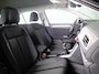 Volkswagen T-Roc 1.0 TSI Life 110 pk | Navigatie | Parkeersensoren (Park assist) | Achteruitrijcamera | Adaptieve cruise control | Stoelverwarming | LED koplampen | Apple carplay / Android auto |