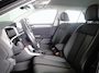 Volkswagen T-Roc 1.0 TSI Life 110 pk | Navigatie | Parkeersensoren (Park assist) | Achteruitrijcamera | Adaptieve cruise control | Stoelverwarming | LED koplampen | Apple carplay / Android auto |