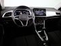 Volkswagen T-Roc 1.0 TSI Life 110 pk | Navigatie | Parkeersensoren (Park assist) | Achteruitrijcamera | Adaptieve cruise control | Stoelverwarming | LED koplampen | Apple carplay / Android auto |
