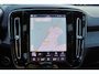 Volvo XC40 B3 Plus Dark - IntelliSafe Assist & Surround - 360º Camera - Harman/Kardon audio - Verwarmde voorstoelen & stuur - Parkeersensoren voor & achter - Elektr. bedienb. voorstoelen met geheugen links - Draadloze tel. lader - Standkachel - Extra getint glas - 18' LMV