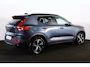Volvo XC40 B3 Plus Dark - IntelliSafe Assist & Surround - 360º Camera - Harman/Kardon audio - Verwarmde voorstoelen & stuur - Parkeersensoren voor & achter - Elektr. bedienb. voorstoelen met geheugen links - Draadloze tel. lader - Standkachel - Extra getint glas - 18' LMV