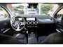 Mercedes-Benz GLA 180 Business Solution Luxury Stuurverwarming Multibeam LED Adapt. Cruise Trekhaak 18''LM
