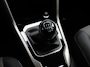 Volkswagen T-Roc 1.0 TSI Style | Afneembare trekhaak | Achteruitrijcamera | Apple carplay / Android auto | Climate control |