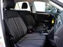Volkswagen T-Roc 1.0 TSI Style | Afneembare trekhaak | Achteruitrijcamera | Apple carplay / Android auto | Climate control |