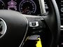 Volkswagen T-Roc 1.0 TSI Style | Afneembare trekhaak | Achteruitrijcamera | Apple carplay / Android auto | Climate control |