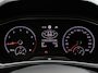Volkswagen T-Roc 1.0 TSI Style | Afneembare trekhaak | Achteruitrijcamera | Apple carplay / Android auto | Climate control |