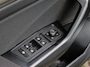 Volkswagen T-Roc 1.0 TSI Style | Afneembare trekhaak | Achteruitrijcamera | Apple carplay / Android auto | Climate control |