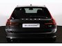 Volvo V90 T6 Recharge AWD Plus Dark - IntelliSafe Assist & Surround - 360º Camera - Adaptieve LED koplampen - Verwarmde voorstoelen, stuur & achterbank - Parkeersensoren voor & achter - Elektr. bedienb. voorstoelen met geheugen - Extra getint glas - Inklapbare trekhaak - 19' LMV