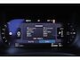 Volvo V90 T6 Recharge AWD Plus Dark - IntelliSafe Assist & Surround - 360º Camera - Adaptieve LED koplampen - Verwarmde voorstoelen, stuur & achterbank - Parkeersensoren voor & achter - Elektr. bedienb. voorstoelen met geheugen - Extra getint glas - Inklapbare trekhaak - 19' LMV