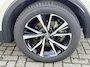 Toyota C-HR / C-HR+ 2.0 Plug-in Hybrid 220 Dynamic **/DODEHOEK DETECTIE/ STUURVERWARMING/ KEYLESS**