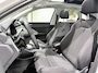 Audi Q3 35 TFSI Pro Line business Airco | Achteruitrij camera | Parkeerhulp voor en achter | Cruis control | Panoramisch schuifdak | Navigatie | Bluetooth | Cruise Control | Electronic Climate Controle | Lederen Stuurwiel | Lichtmetalen Velgen | Stoelverwarming |