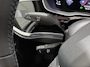 Audi Q3 35 TFSI Pro Line business Airco | Achteruitrij camera | Parkeerhulp voor en achter | Cruis control | Panoramisch schuifdak | Navigatie | Bluetooth | Cruise Control | Electronic Climate Controle | Lederen Stuurwiel | Lichtmetalen Velgen | Stoelverwarming |
