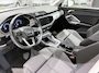 Audi Q3 35 TFSI Pro Line business Airco | Achteruitrij camera | Parkeerhulp voor en achter | Cruis control | Panoramisch schuifdak | Navigatie | Bluetooth | Cruise Control | Electronic Climate Controle | Lederen Stuurwiel | Lichtmetalen Velgen | Stoelverwarming |