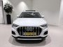 Audi Q3 35 TFSI Pro Line business Airco | Achteruitrij camera | Parkeerhulp voor en achter | Cruis control | Panoramisch schuifdak | Navigatie | Bluetooth | Cruise Control | Electronic Climate Controle | Lederen Stuurwiel | Lichtmetalen Velgen | Stoelverwarming |