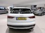 Audi Q3 35 TFSI Pro Line business Airco | Achteruitrij camera | Parkeerhulp voor en achter | Cruis control | Panoramisch schuifdak | Navigatie | Bluetooth | Cruise Control | Electronic Climate Controle | Lederen Stuurwiel | Lichtmetalen Velgen | Stoelverwarming |