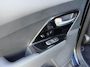 Kia Niro EV e-Niro ExecutiveLine 64 kWh 17"/SOH 100%/Leder + memory/Schuif-kanteldak/Stuur + stoelverwarming v+a + koeling v/Dodehoek/Keyless/Apple Carplay & Android Auto