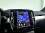 Volvo XC40 B4 Plus Dark | Panoramadak | 360° camera | Harman Kardon | Stoel- en stuurverwarming | Trekhaak