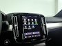 Volvo XC40 B4 Plus Dark | Panoramadak | 360° camera | Harman Kardon | Stoel- en stuurverwarming | Trekhaak