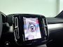 Volvo XC40 B4 Plus Dark | Panoramadak | 360° camera | Harman Kardon | Stoel- en stuurverwarming | Trekhaak