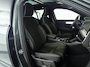 Volvo XC40 B4 Plus Dark | Panoramadak | 360° camera | Harman Kardon | Stoel- en stuurverwarming | Trekhaak