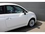 Fiat 500 1.0 Hybrid | Navi by app | Parkeersensoren | Lichtmetaal | NL auto | 23.750km | Airconditioning |