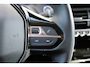 Peugeot 208 1.2 PureTech Allure Pack | Navi by app | Camera | 3D Instrumentenpaneel | All season | 1e Eigenaar | Origineel NL |
