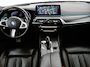 BMW 5-Serie Touring 530e Business Edition Plus M-Pakket | Stoelverwarming | Harman Kardon | Schuif-/Kanteldak | 1e eigenaar |