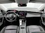Peugeot 408 1.6 HYbrid Allure Pack 225pk Automaat | 8 JAAR GARANTIE | 360 Camera | Navigatie | Adaptieve Cruise Control | Stoelverwarming | Full-LED | Keyless Entry/Start | 19"LMV | Apple Carplay/Android Auto |