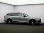Volvo V60 2.0 T8 Plug-in hybrid AWD Plus Dark / Trekhaak / Head-up Display / 360 Camera / Harman Kardon / Panoramadak / Stoel+Stuurverwarming / Getint Glas / Elektrische Stoelen /