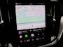 Volvo V60 2.0 T8 Plug-in hybrid AWD Plus Dark / Trekhaak / Head-up Display / 360 Camera / Harman Kardon / Panoramadak / Stoel+Stuurverwarming / Getint Glas / Elektrische Stoelen /