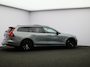 Volvo V60 2.0 T8 Plug-in hybrid AWD Plus Dark / Trekhaak / Head-up Display / 360 Camera / Harman Kardon / Panoramadak / Stoel+Stuurverwarming / Getint Glas / Elektrische Stoelen /