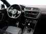 Volkswagen Tiguan 1.5 TSI ACT R-Line 150PK DSG | Black Style | Trekhaak | Panoramadak | Elektrische achterklep | Head-Up Display | 20'' Suzuka | Camera | Navigatie | Cruise control |