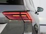 Volkswagen Tiguan 1.5 TSI ACT R-Line 150PK DSG | Black Style | Trekhaak | Panoramadak | Elektrische achterklep | Head-Up Display | 20'' Suzuka | Camera | Navigatie | Cruise control |