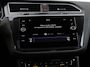 Volkswagen Tiguan 1.5 TSI ACT R-Line 150PK DSG | Black Style | Trekhaak | Panoramadak | Elektrische achterklep | Head-Up Display | 20'' Suzuka | Camera | Navigatie | Cruise control |