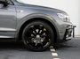 Volkswagen Tiguan 1.5 TSI ACT R-Line 150PK DSG | Black Style | Trekhaak | Panoramadak | Elektrische achterklep | Head-Up Display | 20'' Suzuka | Camera | Navigatie | Cruise control |