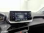 Peugeot e-208 EV Active 50 kWh 136pk | Accu 98% | Navigatie via Apple Carplay / Android Auto | Climate Control | Cruise Control | Parkeersensoren | Armsteun | DAB+ radio | Bluetooth | Keyless start | Regensensor | Automatisch dimlicht | Multifunctioneel lederen stuurwiel |