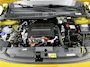 Peugeot e-208 EV Active 50 kWh 136pk | Accu 98% | Navigatie via Apple Carplay / Android Auto | Climate Control | Cruise Control | Parkeersensoren | Armsteun | DAB+ radio | Bluetooth | Keyless start | Regensensor | Automatisch dimlicht | Multifunctioneel lederen stuurwiel |