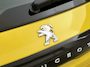 Peugeot e-208 EV Active 50 kWh 136pk | Accu 98% | Navigatie via Apple Carplay / Android Auto | Climate Control | Cruise Control | Parkeersensoren | Armsteun | DAB+ radio | Bluetooth | Keyless start | Regensensor | Automatisch dimlicht | Multifunctioneel lederen stuurwiel |