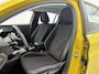 Peugeot e-208 EV Active 50 kWh 136pk | Accu 98% | Navigatie via Apple Carplay / Android Auto | Climate Control | Cruise Control | Parkeersensoren | Armsteun | DAB+ radio | Bluetooth | Keyless start | Regensensor | Automatisch dimlicht | Multifunctioneel lederen stuurwiel |
