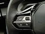 Peugeot e-2008 EV GT 50 kWh SOH 91,7% | Panoramadak | Adaptive Cruise | Park Assist | 3D i-Cockpit | Full-Led | Sfeerverlichting
