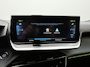 Peugeot e-2008 EV GT 50 kWh SOH 91,7% | Panoramadak | Adaptive Cruise | Park Assist | 3D i-Cockpit | Full-Led | Sfeerverlichting