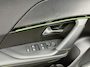 Peugeot e-2008 EV GT 50 kWh SOH 91,7% | Panoramadak | Adaptive Cruise | Park Assist | 3D i-Cockpit | Full-Led | Sfeerverlichting