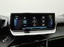 Peugeot e-2008 EV GT 50 kWh SOH 91,7% | Panoramadak | Adaptive Cruise | Park Assist | 3D i-Cockpit | Full-Led | Sfeerverlichting