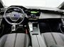 Peugeot 408 GT Hybrid 145pk Automaat | Navigatie | 360° Camera | Matrix LED koplampen | Sportstoelen stof/kunstleder/alcantara | Handsfree Achterklep | Adaptieve Cruise Control | Draadloze Apple Carplay / Android Auto + telefoonlader | Verwarmd stuurwiel | Climate Control | Keyless | Dodehoeksensor | Parkeersensoren v+a | Donker getint glas | 19" lichtmetalen velgen |