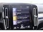 Volvo XC40 T4 Recharge Black Edition | Stoelverwarming | Trekhaak | Parkeercamera | H/K | Memory Seats | Keyless