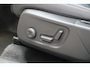 Volvo XC40 T4 Recharge Black Edition | Stoelverwarming | Trekhaak | Parkeercamera | H/K | Memory Seats | Keyless