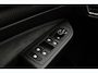 Volkswagen Golf 1.5 eTSI 150 PK Automaat R-Line Business, Panoramadak, 18" LM, Winterpakket, Carplay