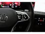 Volkswagen Golf 1.5 eTSI 150 PK Automaat R-Line Business, Panoramadak, 18" LM, Winterpakket, Carplay