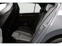 Volkswagen Golf 1.5 eTSI 150 PK Automaat R-Line Business, Panoramadak, 18" LM, Winterpakket, Carplay